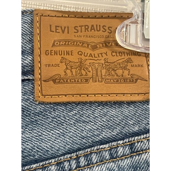 Levi’s Denim Mini Skirt Distressed, Raw Hem, Sz 26 - Picture 9 of 12